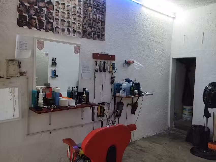 &ldquo;BARBERO DE LA 57&rdquo;