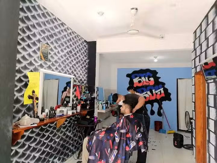 BARBERSHOP BIG BOY