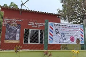 Barbershop La Nocturna Y Sal&oacute;n Beauty