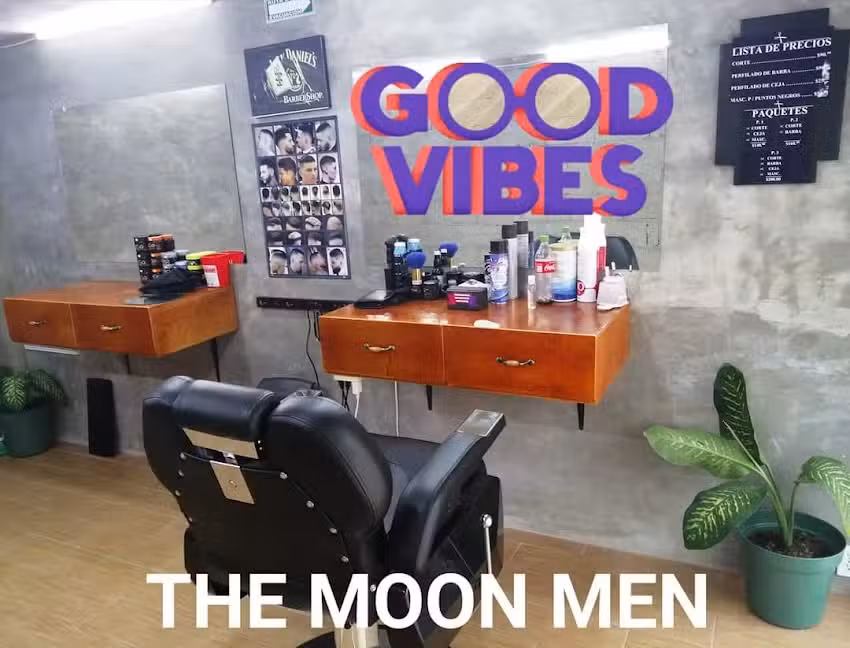 BARBERSHOP &ndash; THE MOON MEN