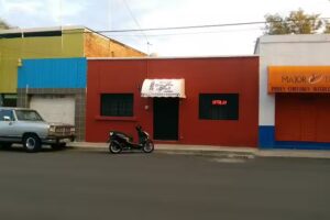 BERBER SHOP SALON Peluquer&iacute;a y Barber&iacute;a