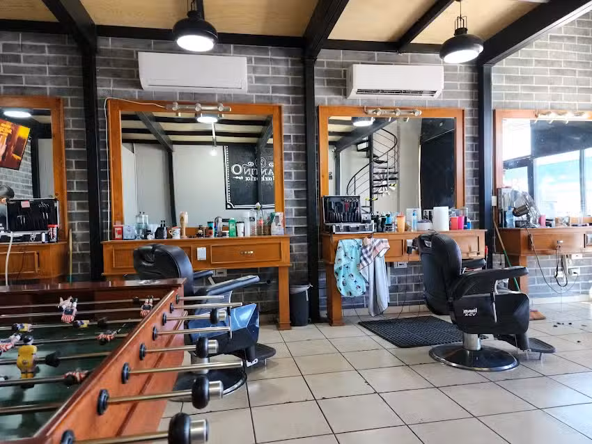 Bizantino Barber&iacute;a