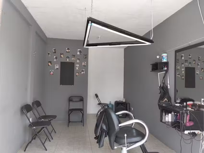 black mirror barber shop