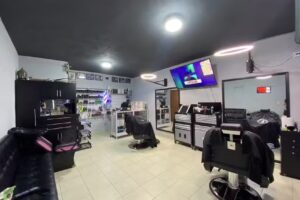 BLUMA BARBER/BETTY G&rsquo;