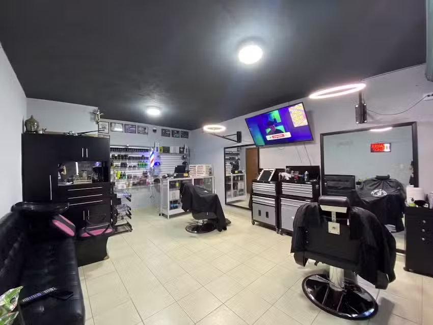 BLUMA BARBER/BETTY G&rsquo;