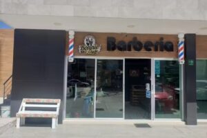 Bonnie & Clyde Barber Shop