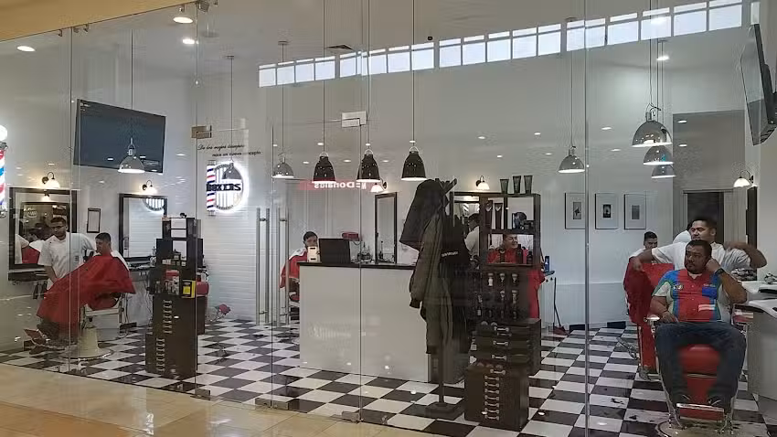 BOXERS Barbershop Gran Plaza