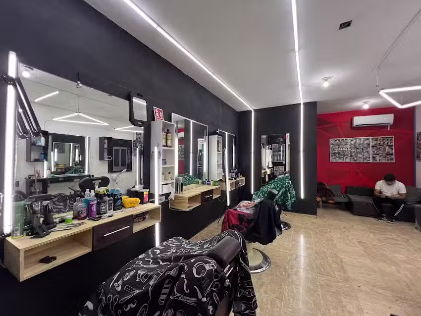 Buena Imagen Alta Gama Barber shop