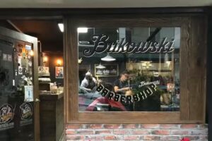 Bukowski Barbershop &bull; Lindavista