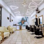 Casa de los dioses barber shop