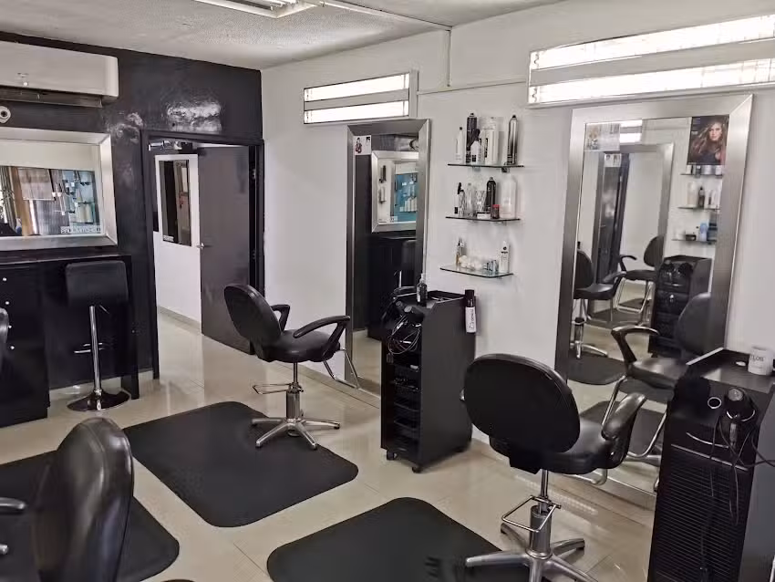 CIEN ESTILOS SALON DE BELLEZA