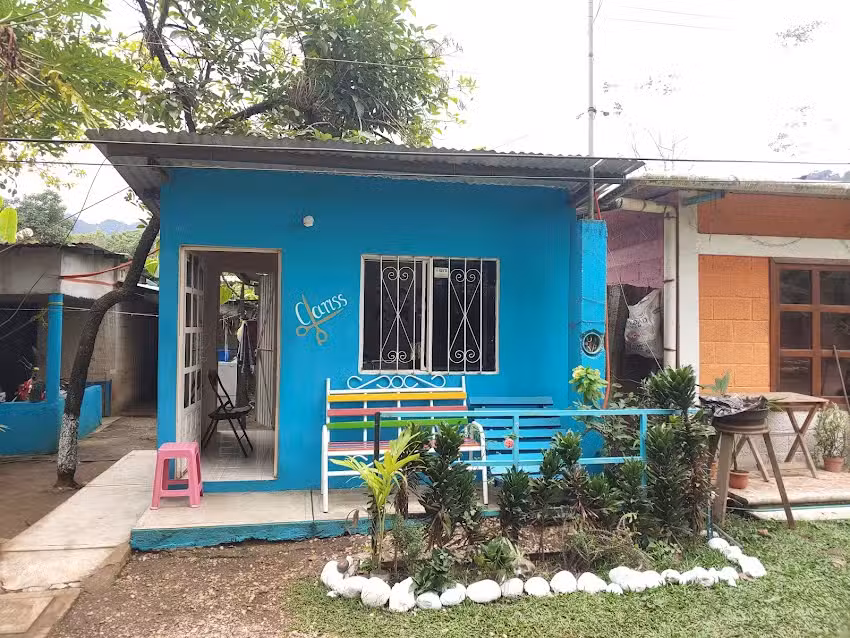 Claris Peluquer&iacute;a