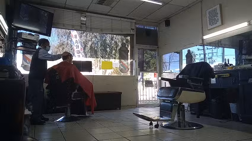 Claudias Barber Shop