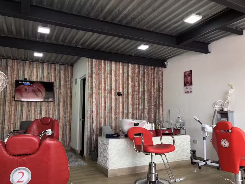 CM Innovando la belleza Triangulo