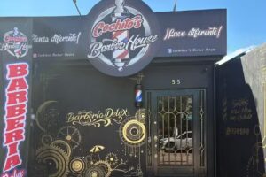 Cochitos&rsquo;s Barber House