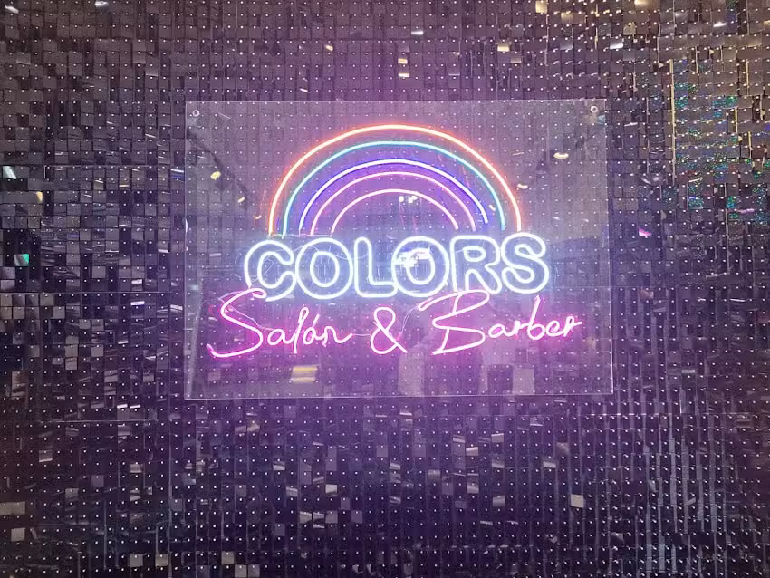 COLORS Sal&oacute;n & Barber