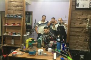 Cosa Nostra Barber & Sal&oacute;n