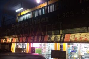 D&rsquo; Dinorath salon