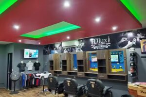 D’lux barber shop & games