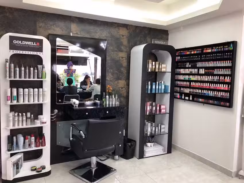 D&rsquo;Paula Sal&oacute;n & Spa