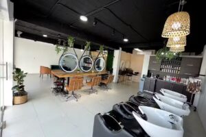 DE LA GARZA Hairstylists