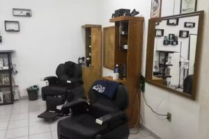 Del Centro Barbería