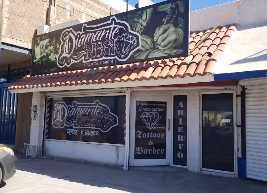 Diamante Negro tattoo shop