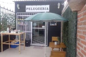 Dirty Clean peluquer&iacute;a