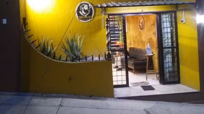 DREADLOX BARBER&Iacute;A