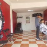 El Bar&oacute;n Rojo Barber Shop