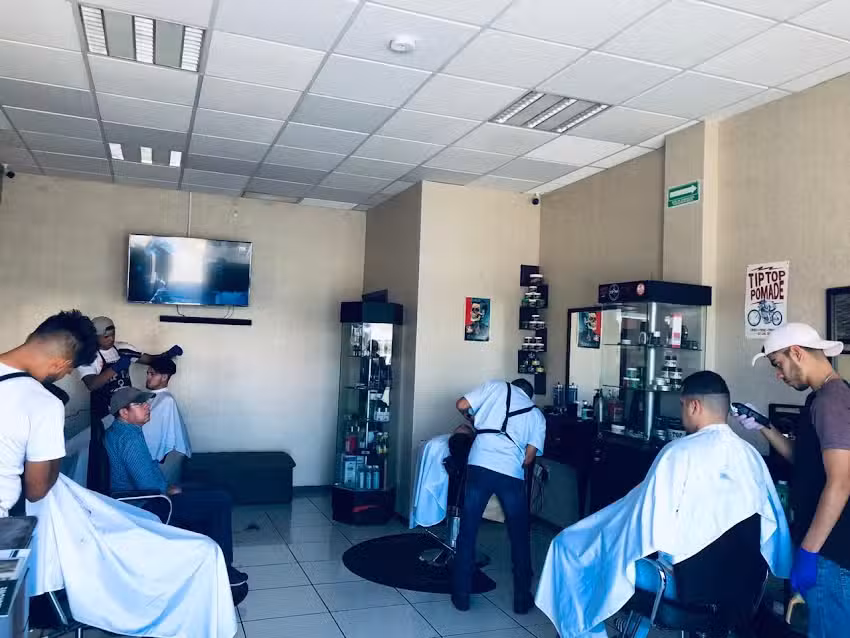 El Catr&iacute;n Barber Shop