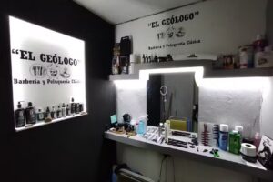 &ldquo;EL GEOLOGO&rdquo; BARBERIA CLASICA Y PELUQUERIA