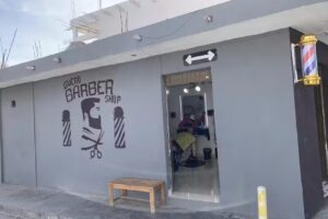 El G&uuml;ero Barber Shop