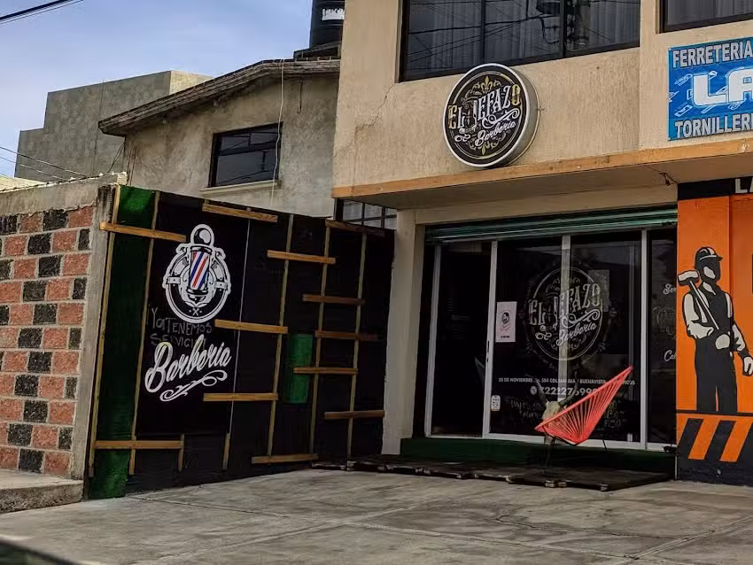 El Jefazo Barber&iacute;a