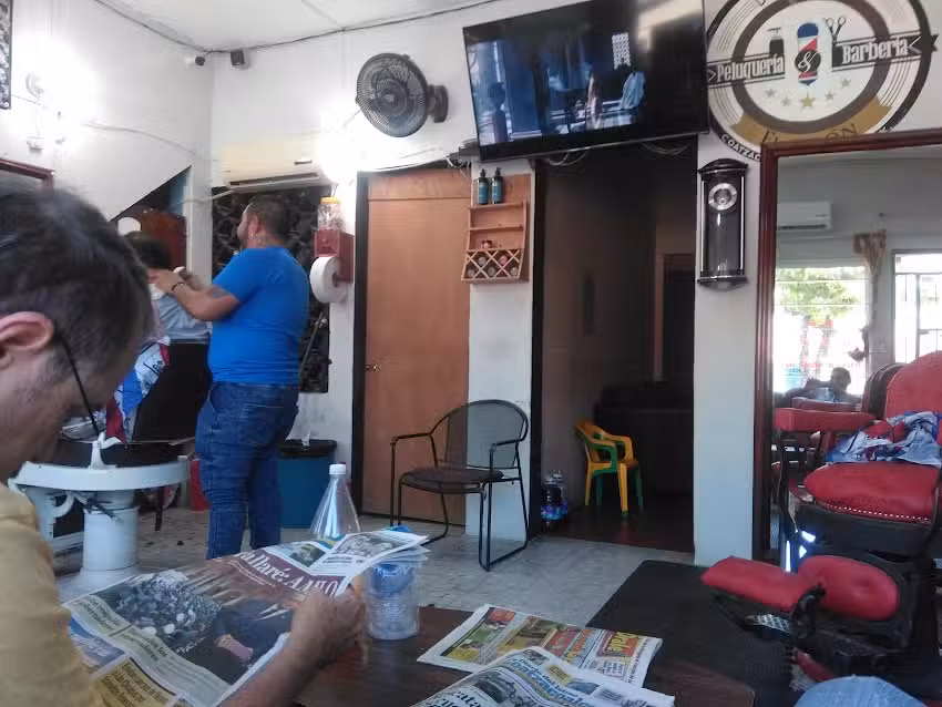 El Pel&oacute;n Barber Shop