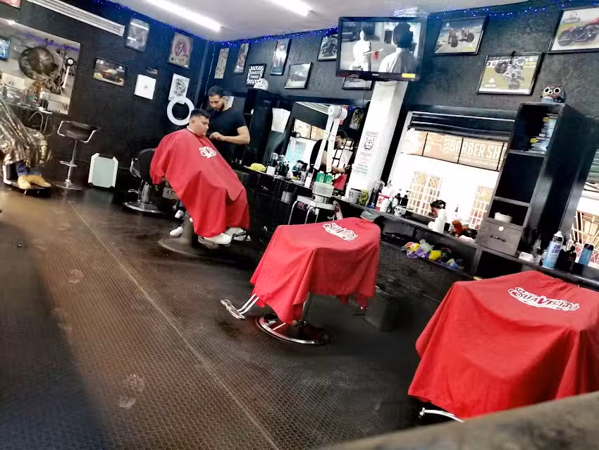 &ldquo;El Perr&oacute;n&rdquo; Barber Studio