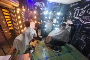 El viej&oacute;n Barber shop SLP.