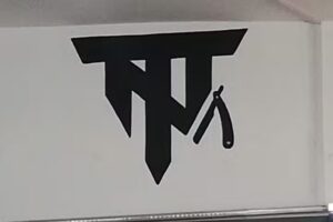 Emmanuel Peluquería y Barberia