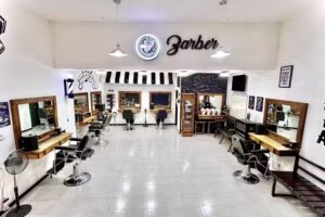 ESCUELA DE BARBER&Iacute;A