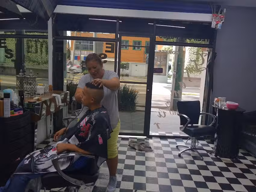 Est&eacute;tica / Barberia Glamour