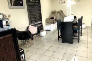 EST&Eacute;TICA DE BELLEZA ELVIA MEDINA HAIR SALON