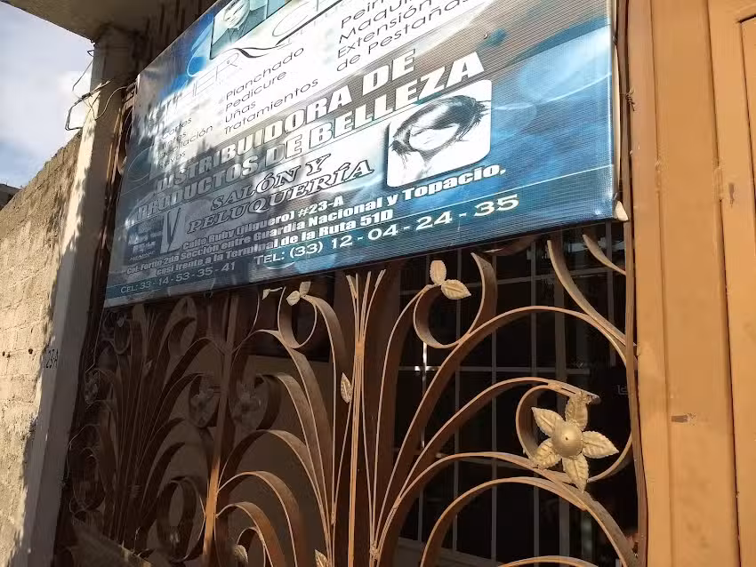 Est&eacute;tica Esther y Chuy