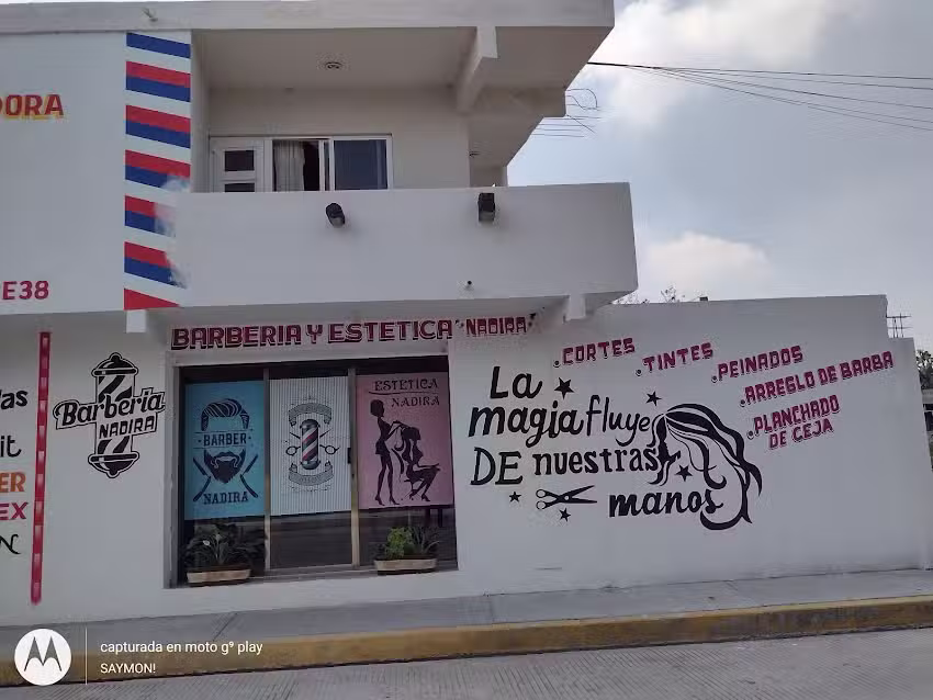 EST&Eacute;TICA NADIRA