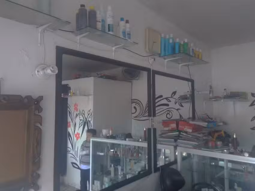 Est&eacute;tica unisex Gina