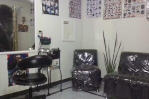 Est&eacute;tica Unisex Merari; Belleza Capilar