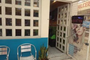 Est&eacute;tica unisex &ldquo;Rossy&rdquo;