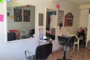 Est&eacute;tica unisex YIREH