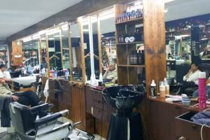 Est&eacute;tica y Barber&iacute;a Baz&aacute;n