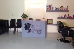 Estética y barberia “D lleral”