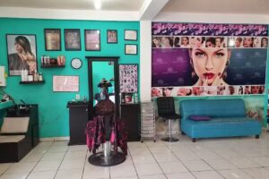 EST&Eacute;TICA Y BARBER&Iacute;A EMMANUEL